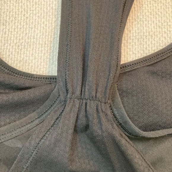 LULULEMON No Limits Tank-Black / Savasana Camo - Picture 7 of 8